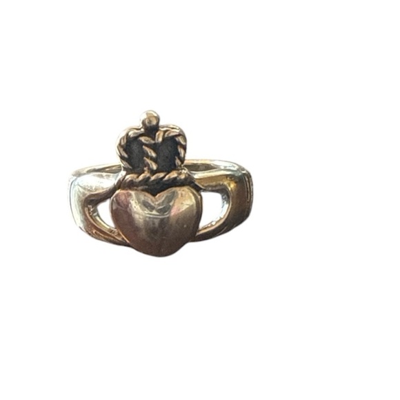 Small Claddagh Ring in 925 Sterling Silver or Antique Bronze  Sterling silver 925 vintage Claddaugh ring‎ small size 3.5 girl Irish love